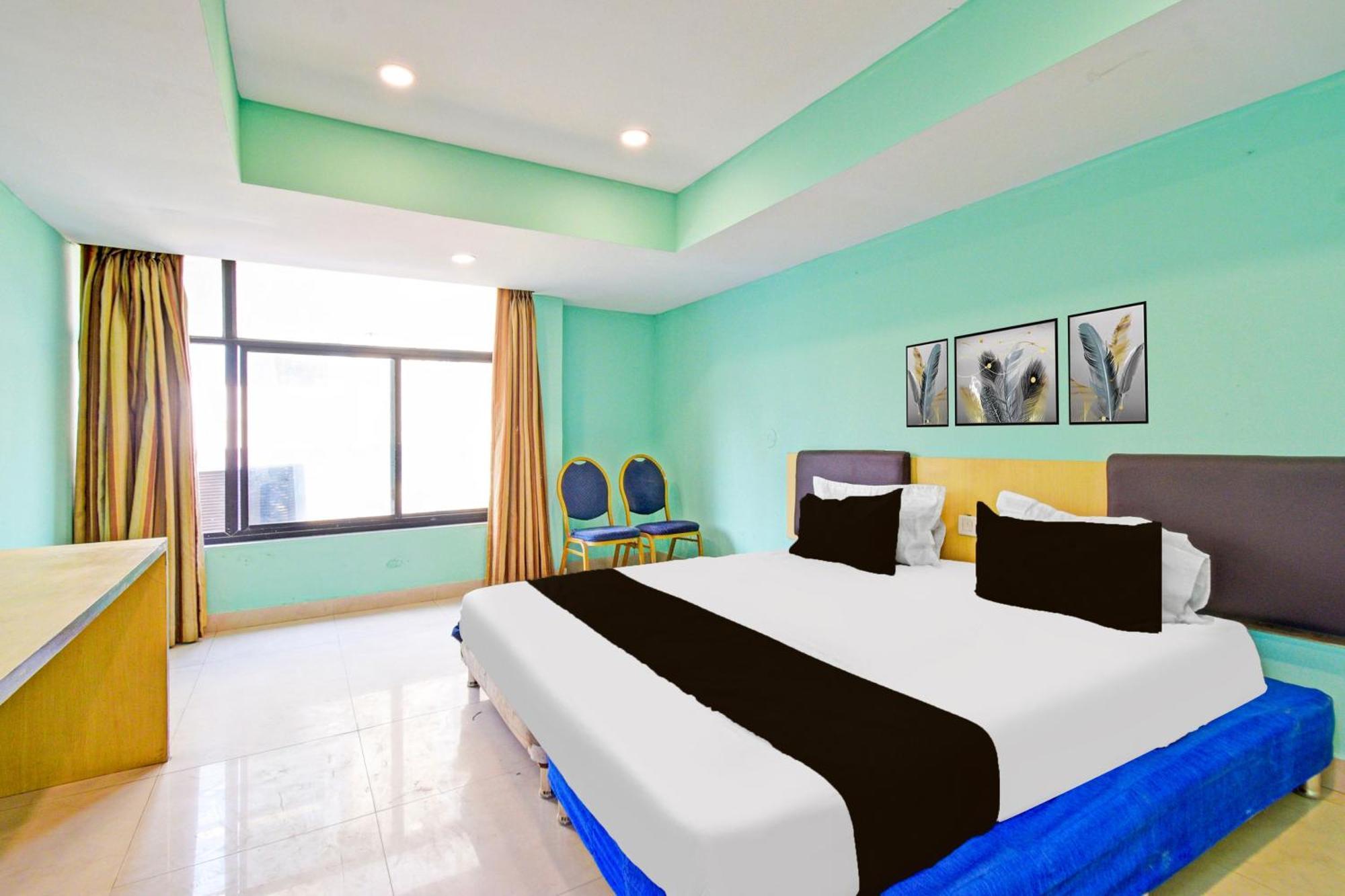 Super Townhouse Ameerpet Balkampet Road Гайдарабад Екстер'єр фото
